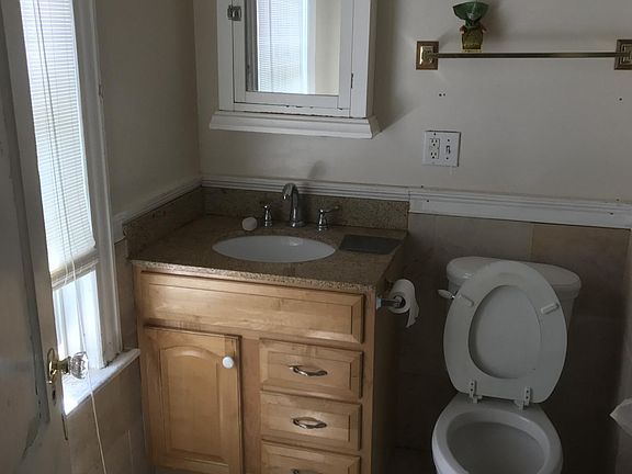 3rd image of 303 Narragansett St