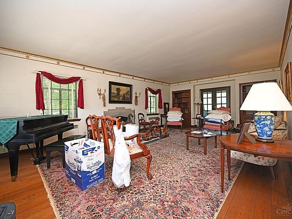 5th image of 3534 Clifton Ave