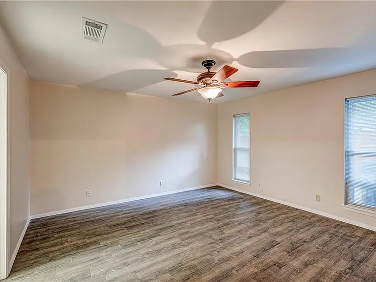 12118 Black Angus Dr — Photo 24