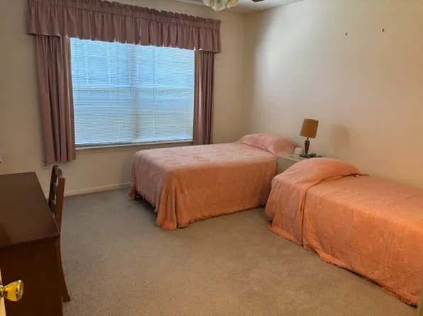 33 Keith Ct #33, Kendall Park, NJ 08824