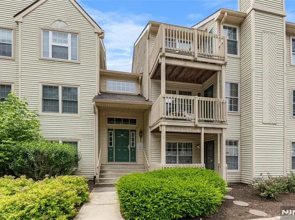 35 Spruce Ct APT 116, Clifton, NJ 07014