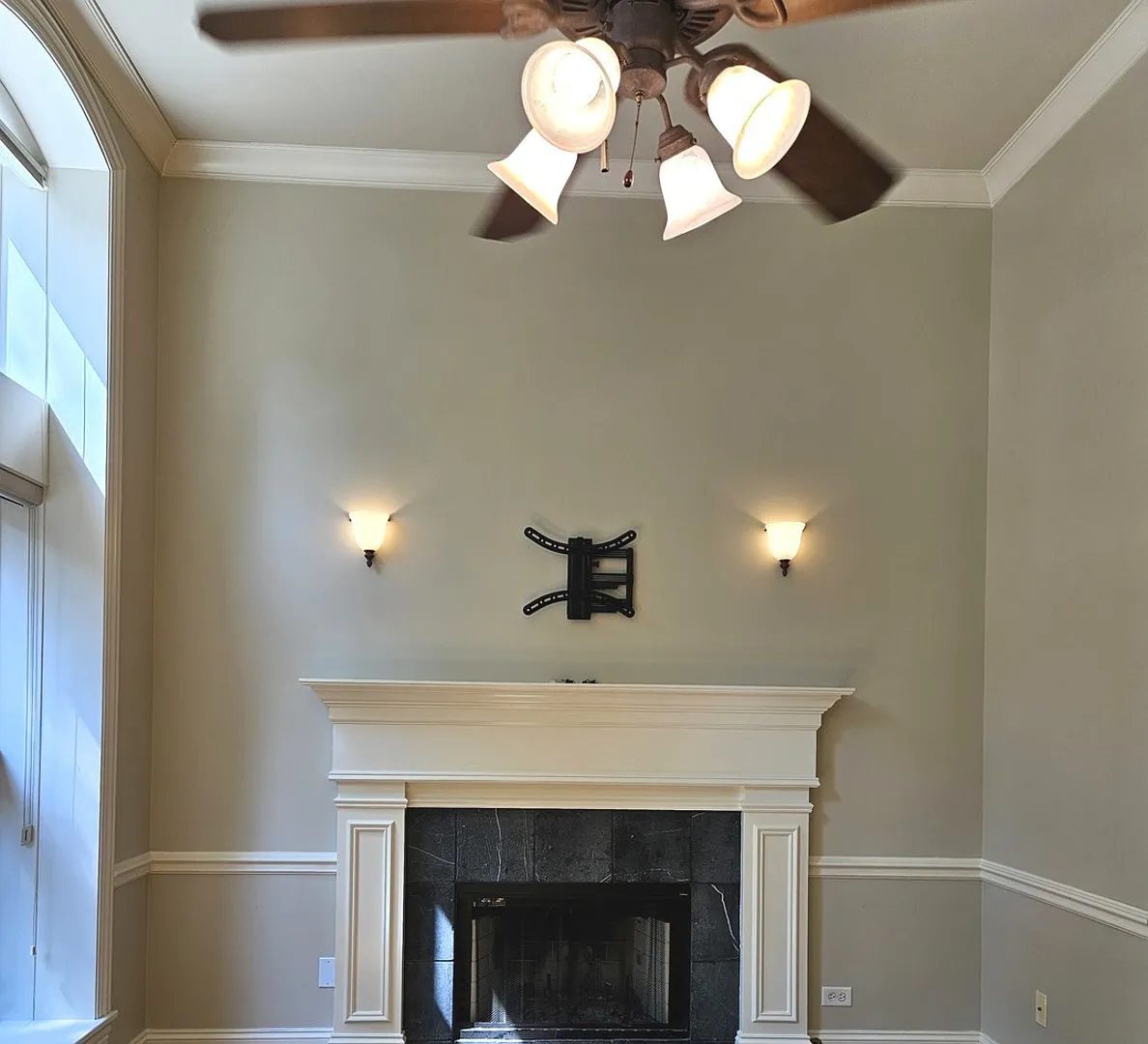 3 bed, $4,200 — Photo 4