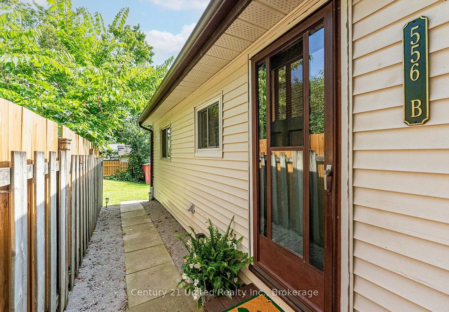 2 bed, $2,100 — Photo 4