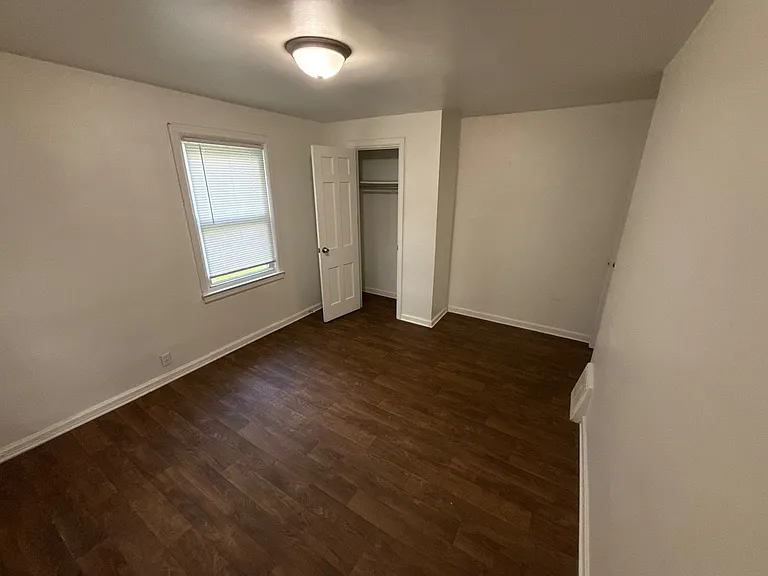 4326 Crittenden Ave #4326 — Photo 8