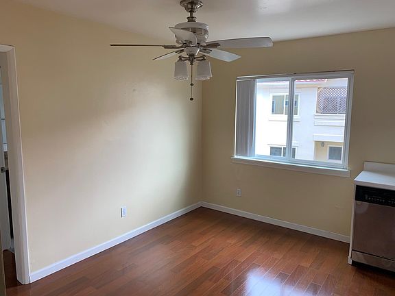 5th image of 210 S Helix Ave APT E