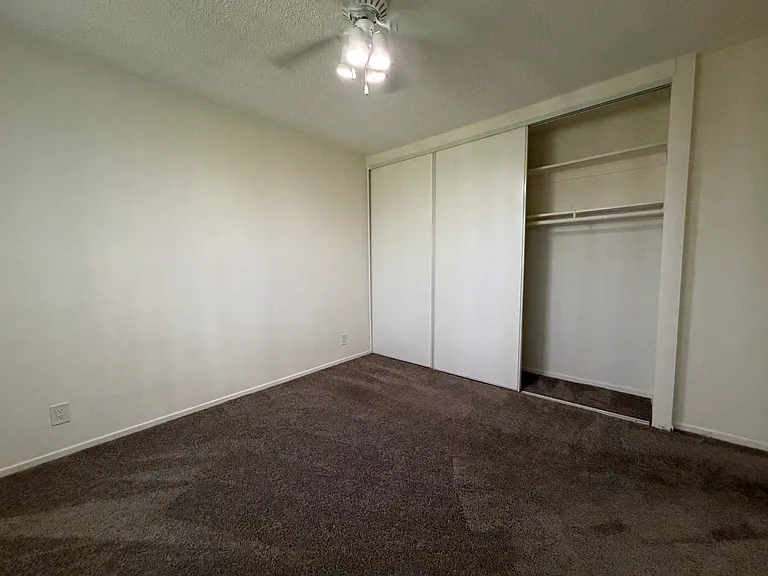 5011 Maplewood Ave #8 — Photo 9
