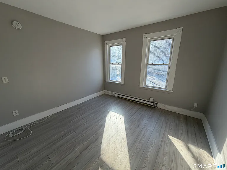 143 Congress Ave #2 — Photo 6
