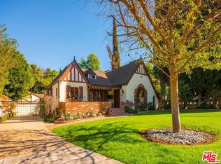 4018 Dixie Canyon Ave, Sherman Oaks, CA 91423