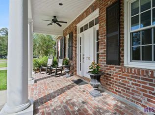 212 University Highlands Ct, Baton Rouge, LA 70808