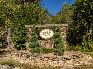 105 Warriors Passage Dr, Tellico Plains, TN 37385