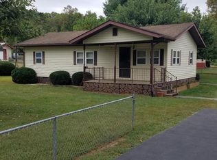 268 Rockhouse Rd, Johnson City, TN 37601
