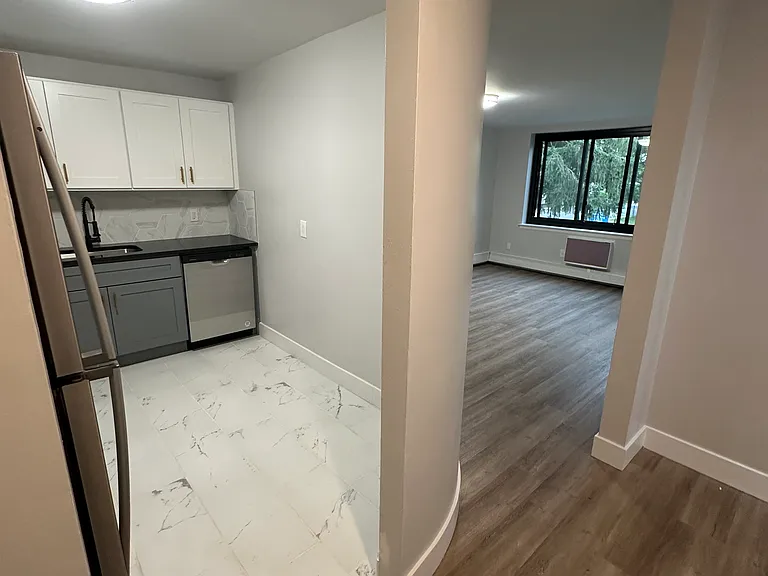 282 Collins St #205 — Photo 19