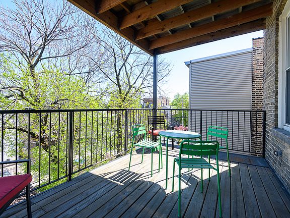 3rd image of 2324 W Medill Ave #2