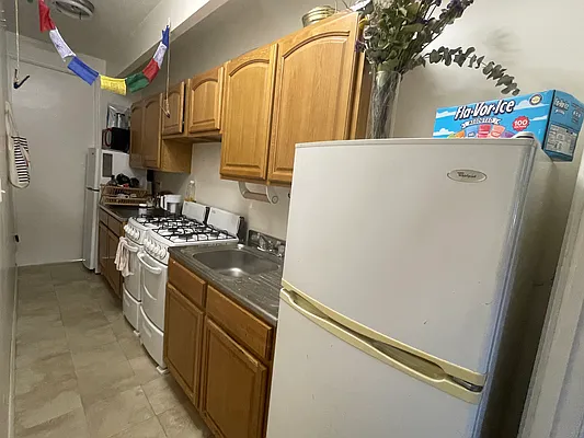 Rented by Plymouth Electric Inc. | media 7