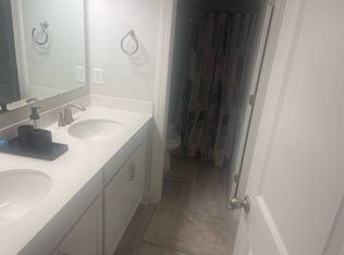 1920 Stackhouse Dr, Fayetteville, NC 28314