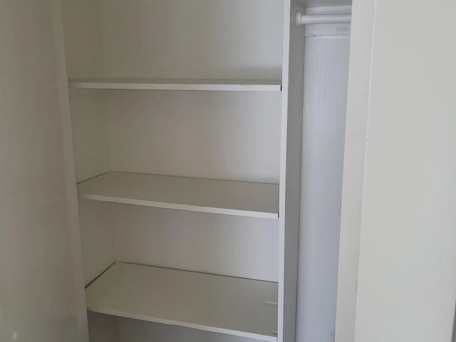 1 bed, 800 sqft, $2,170 — Photo 2