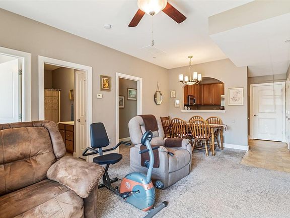 5th image of 6401 Brookfield Court Dr APT 101