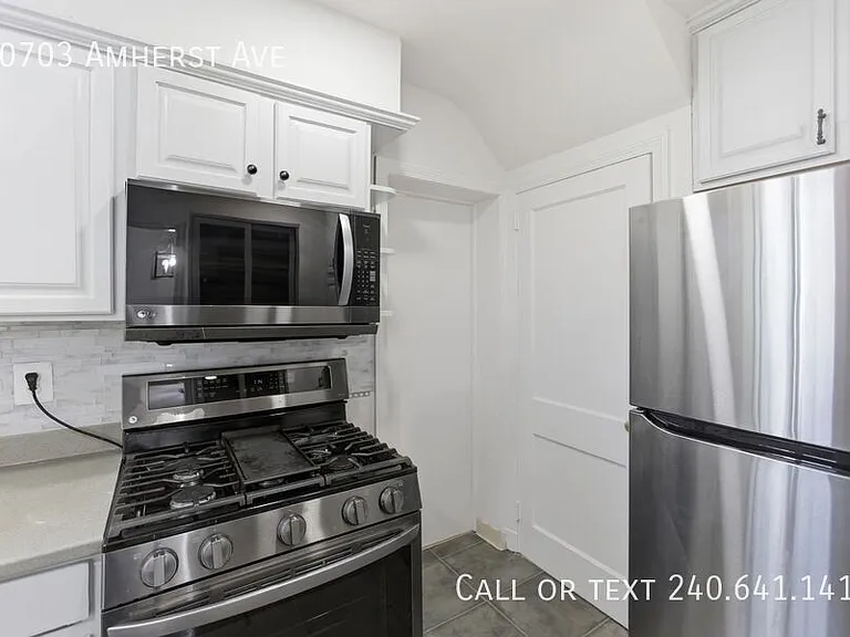 10703 Amherst Ave — Photo 8