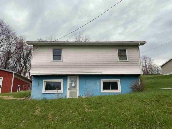 122 Charles St, Export, PA 15632