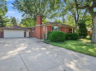 30640 Lorraine Ave, Warren, MI 48093