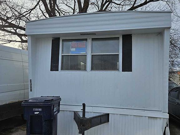 2nd image of 8800 S Harlem Ave Trailer 1308