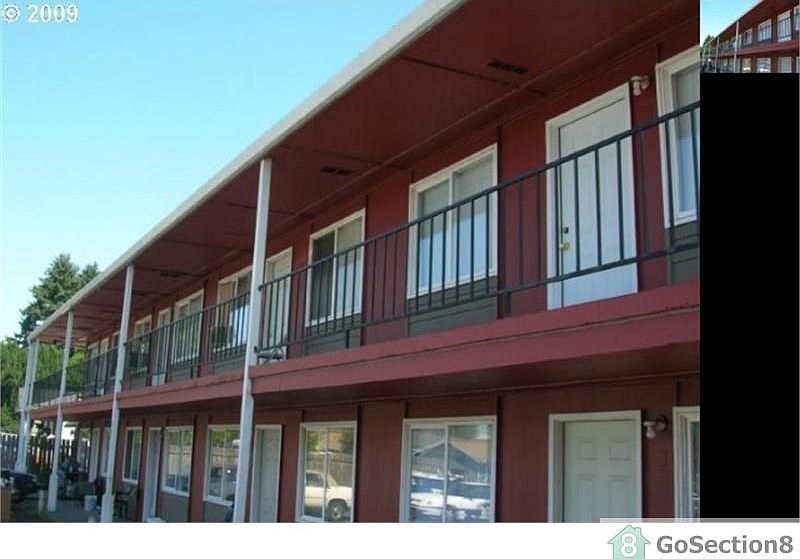1st image of 807 NE 86th St #0
