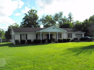 758 Paint Creek Rd, Stanton, KY 40380