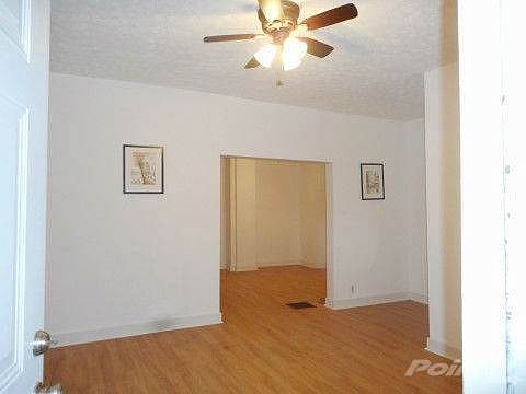 2nd image of 915 Steele Ave