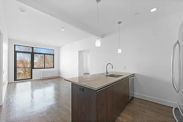 Rented by Mammon Realty Inc | media 31