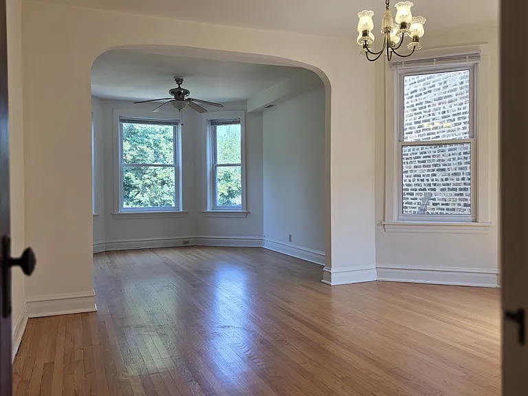 4236 N Wolcott Ave #2 — Photo 7