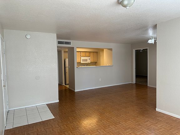 5th image of 555 E Silverado Ranch Blvd Unit 1096