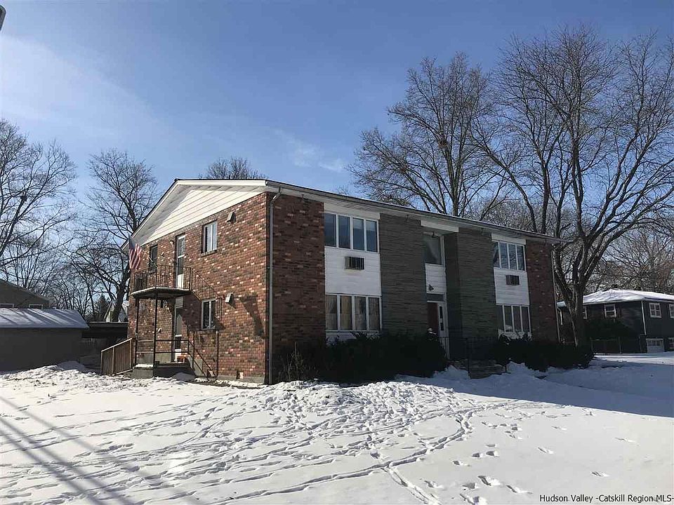 1st image of 44 Dubois St