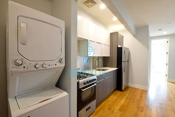 Rented by null | media 2