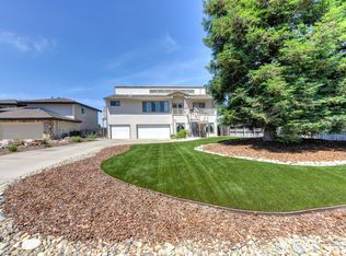 1014 Ski Park Ct, Rio Linda, CA 95673