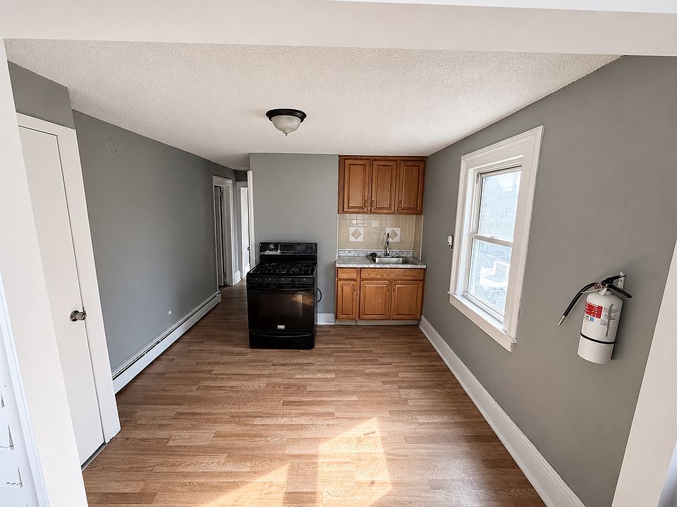 1st image of 65 Webster Ave Floor 2