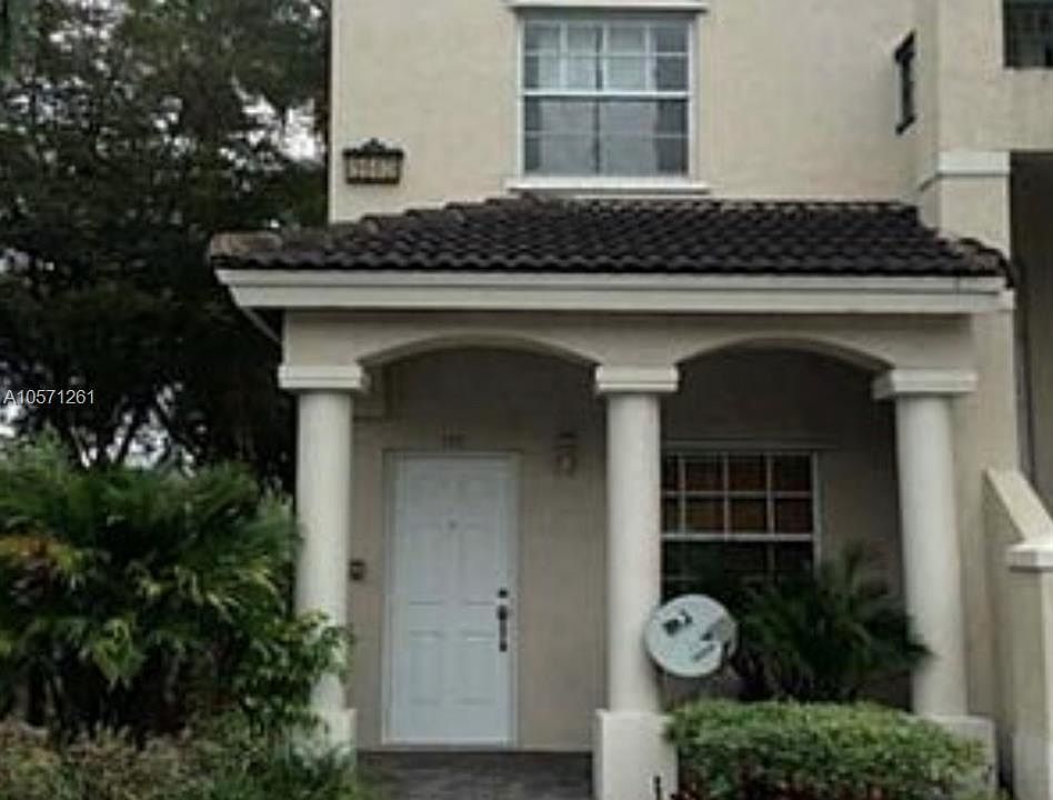 1st image of 5640 NW 115th Ct