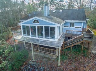 279 Mallard Dr, Hardyville, VA 23070