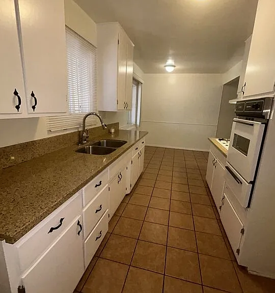 10432 Crenshaw Blvd — Photo 9