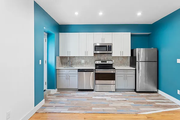 Rented by Jaytee America LLC | media 6