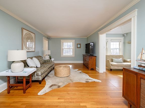 3rd image of 30 Ridge Rd