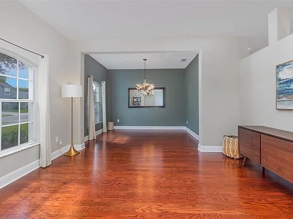 3rd image of 5616 English Oak Ct