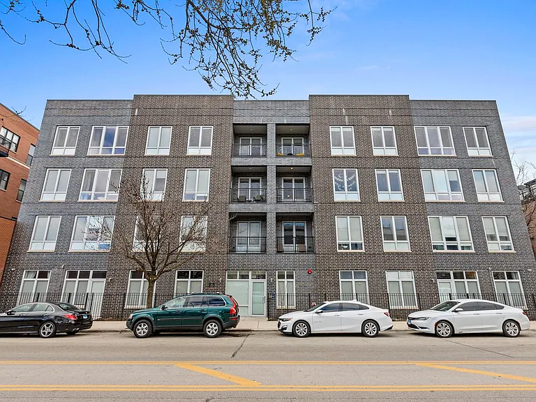 2218 W Madison St #313W — Photo 1