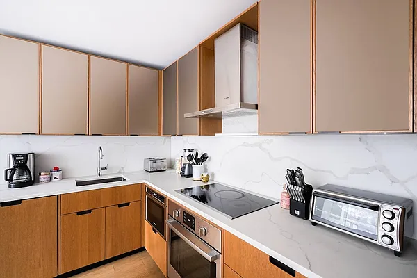 Rented by Greystar | media 2