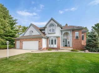 15285 Durham Way S, Granger, IN 46530