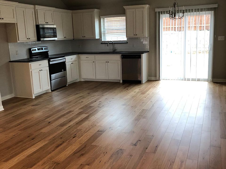 2nd image of 3625 Brookstone Dr