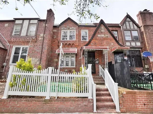 22528 Mentone Ave, Springfield Gardens, NY 11413