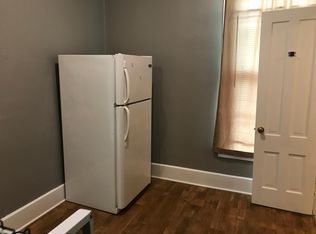 927 N 8th St APT 3, Burlington, IA 52601