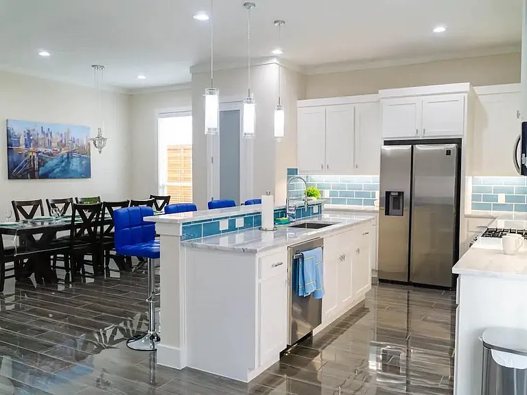 Large Kitchen