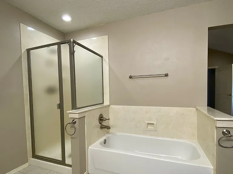 9038 Hillside Dr — Photo 14