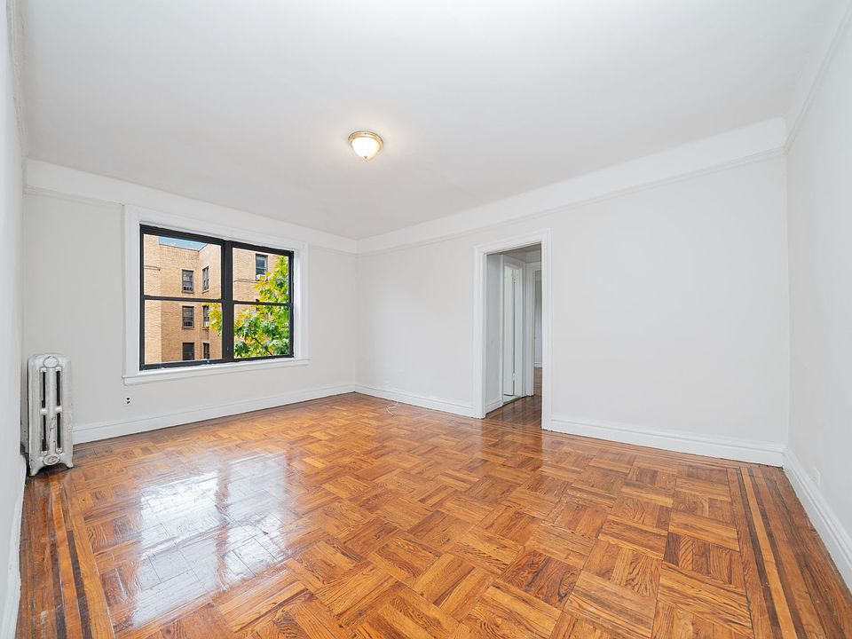 1st image of 56 Bennett Ave APT 4B